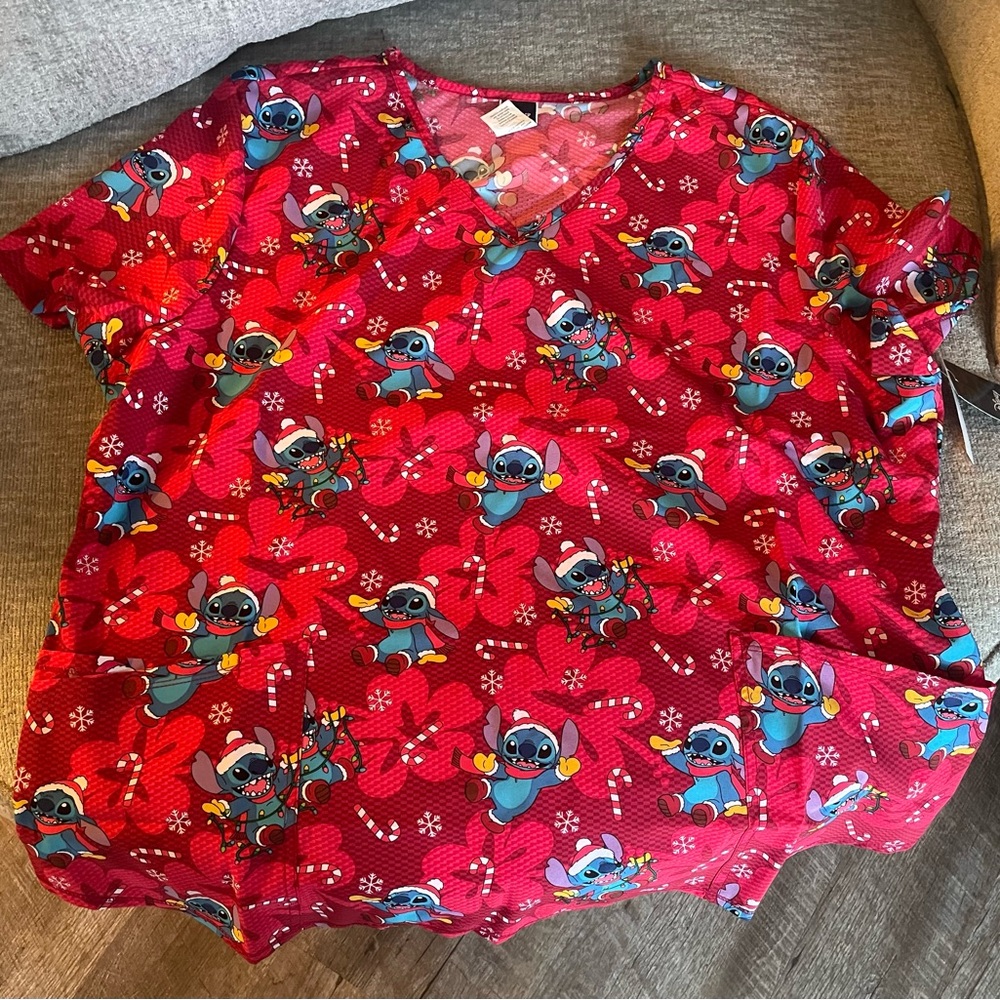Cute Christmas Lilo nursing top (new size xxl)